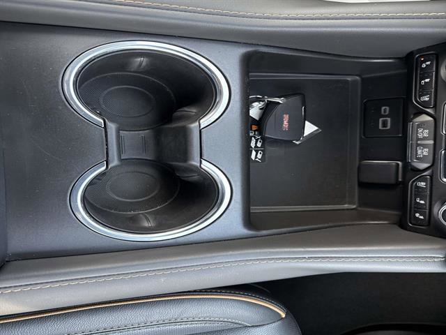 Used 2024 GMC Yukon AT4 w/ AT4 Premium Package image 29