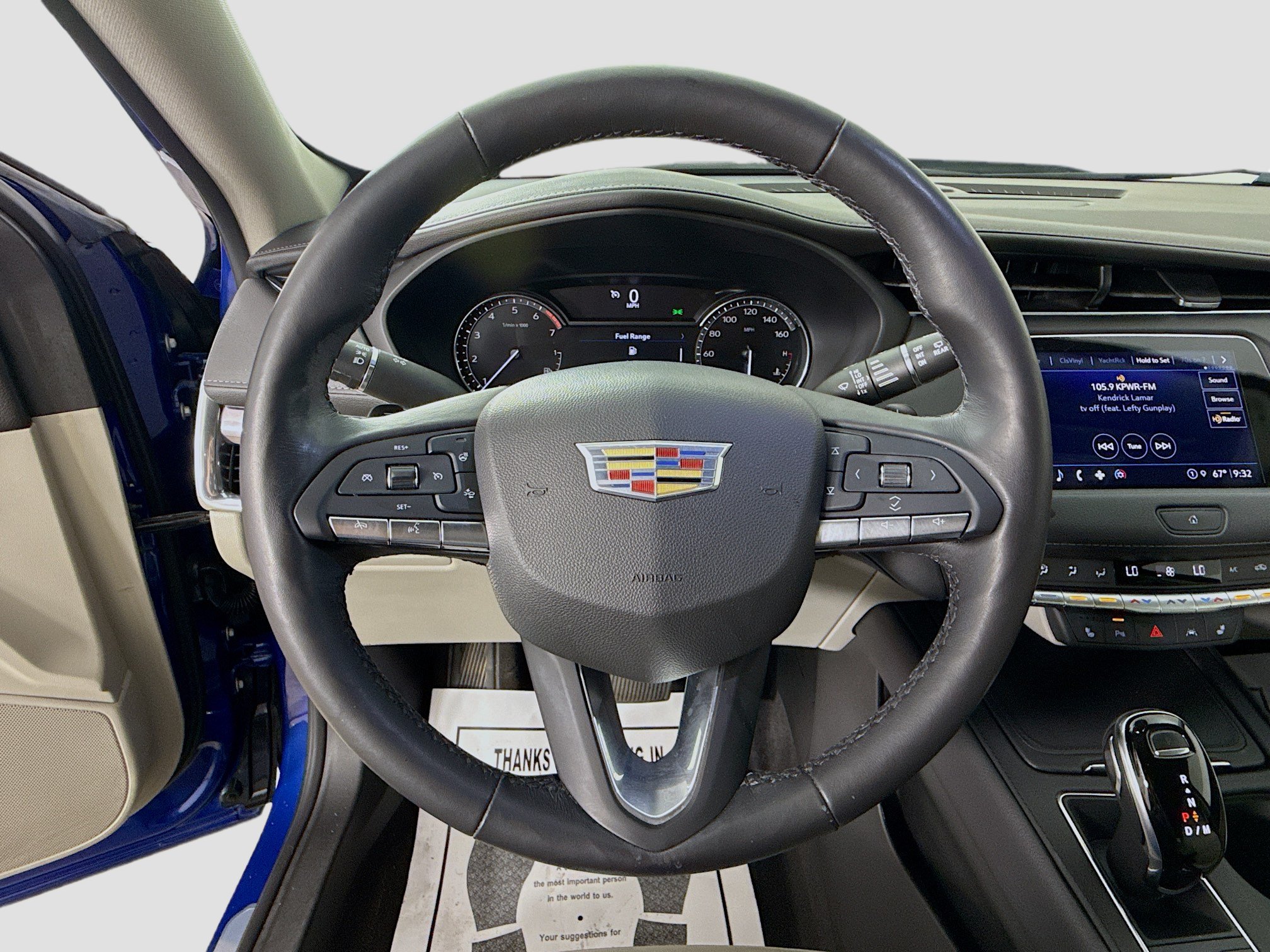 Used 2021 Cadillac XT4 Luxury w/ Cold Weather Package FWD image 13