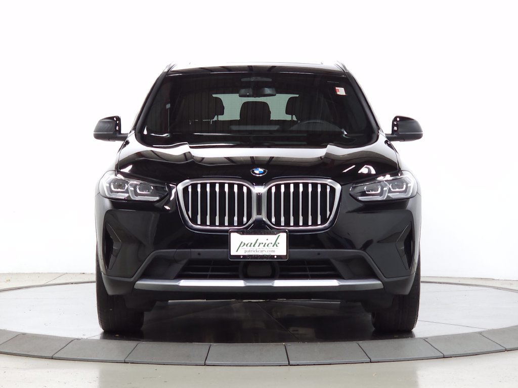 Used 2024 BMW X3 xDrive30i w/ Premium Package AWD/4WD image 2