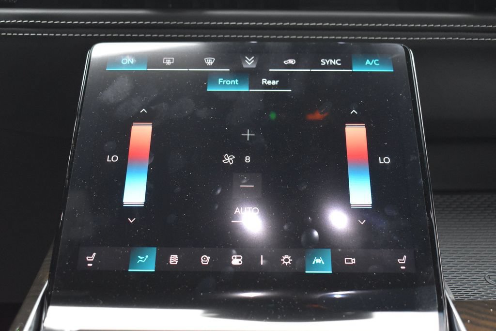 New 2026 Cadillac Escalade ESV Platinum Sport w/ LPO, ONYX Package AWD/4WD image 20
