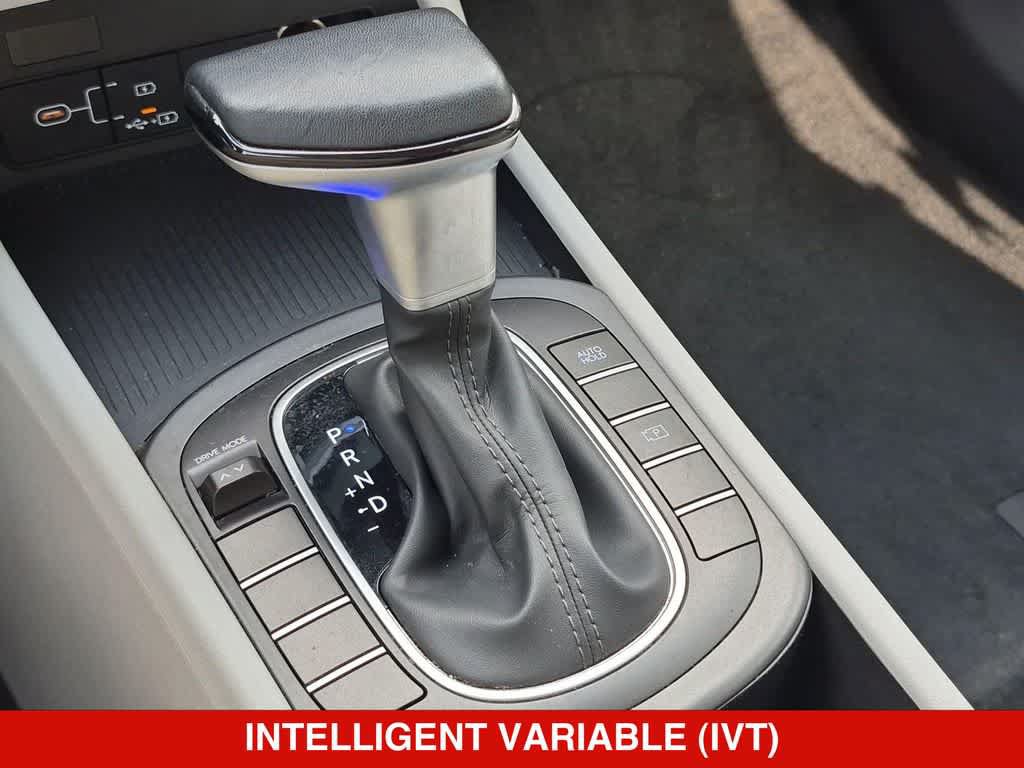 Used 2025 Hyundai Kona SEL FWD image 30