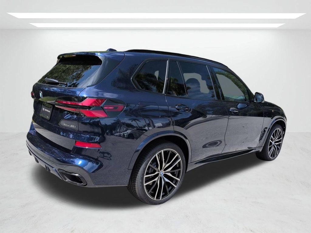 New 2026 BMW X5 xDrive40i w/ M Sport Package AWD/4WD image 4