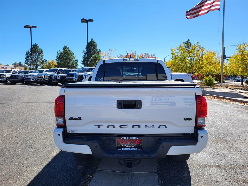 Used 2017 Toyota Tacoma TRD Sport w/ Premium & Technology Package image 6