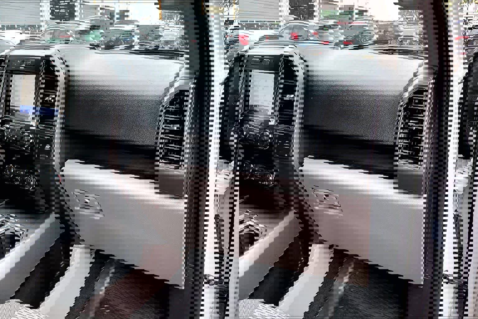 Used 2020 Ford F150 XLT w/ Equipment Group 302A Luxury image 19