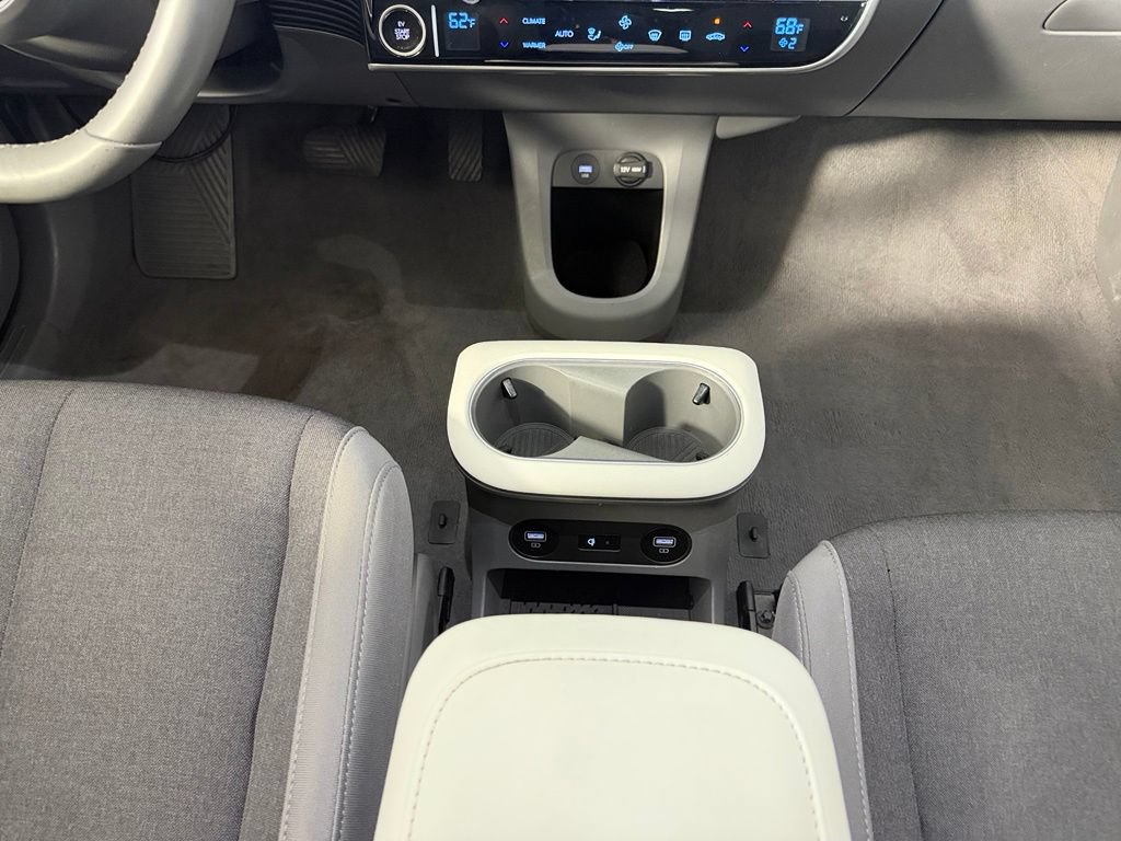 Used 2024 Hyundai Ioniq 5 SEL RWD image 17
