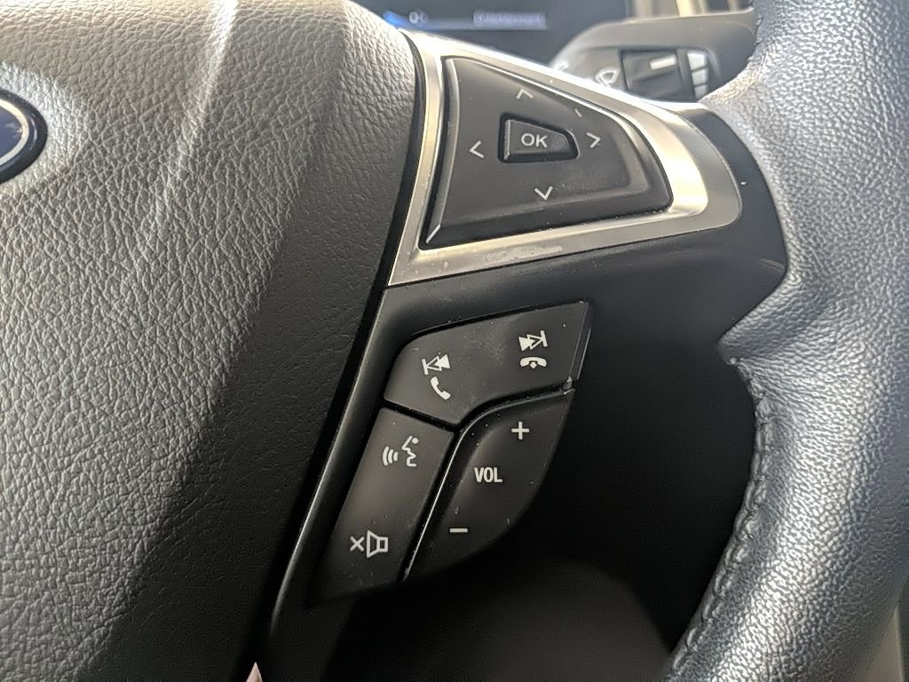 Certified 2024 Ford Edge SEL w/ Convenience Package image 17