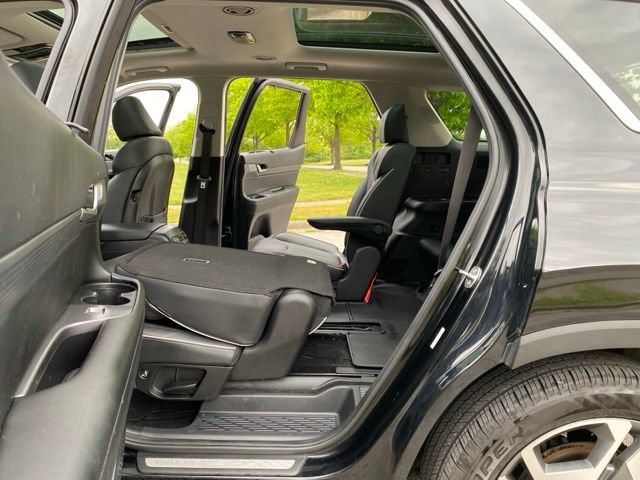 Used 2024 Hyundai Palisade Limited AWD/4WD image 40