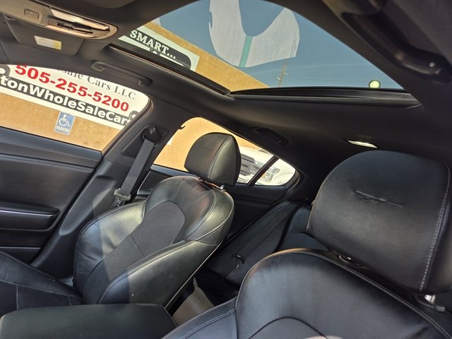 Used 2022 Kia Stinger GT1 AWD/4WD image 9