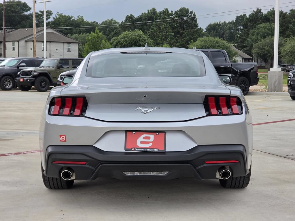 Used 2026 Ford Mustang Premium RWD image 7
