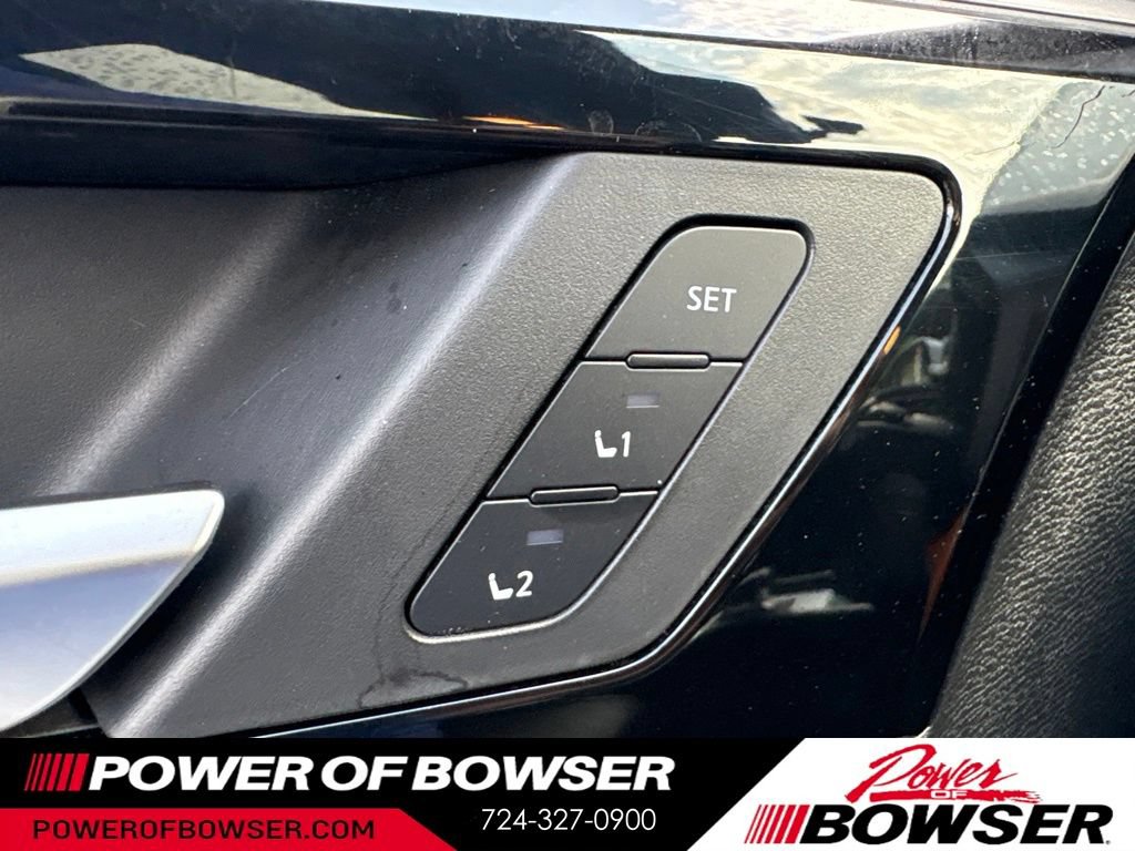 Used 2024 Mitsubishi Outlander SEL AWD/4WD image 14