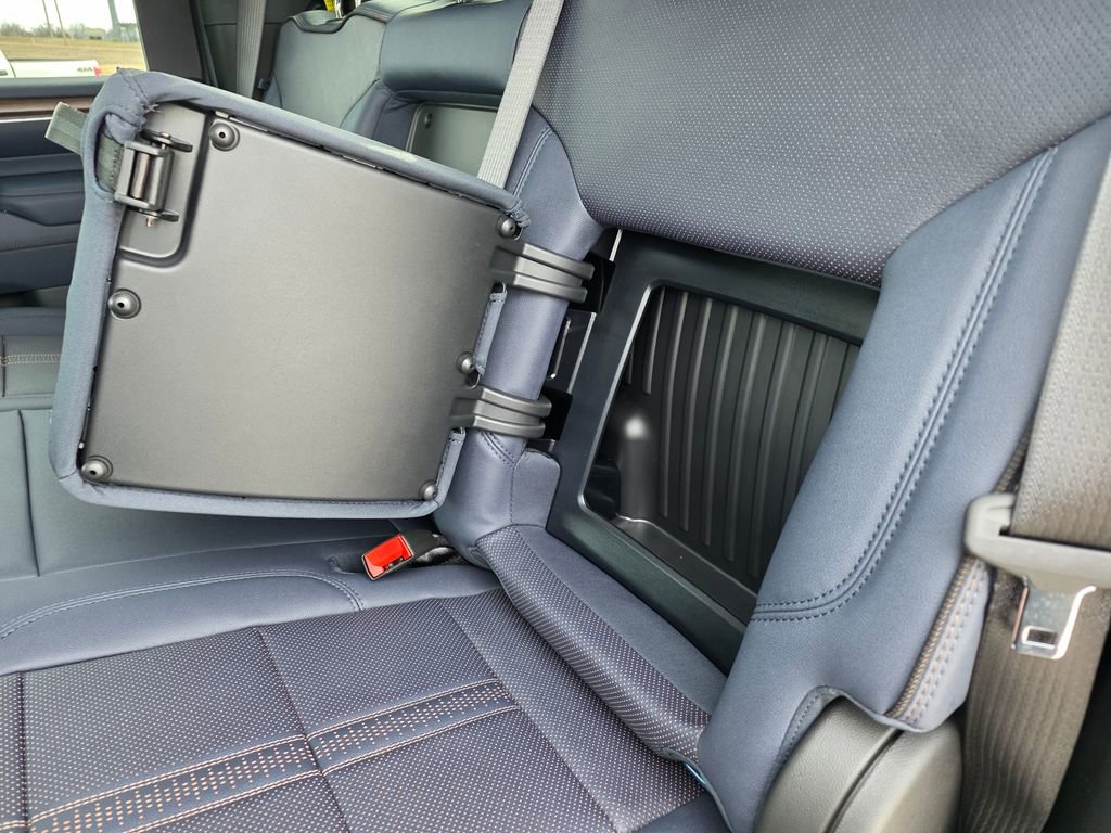 New 2026 Chevrolet Silverado 3500 High Country w/ Technology Package image 32