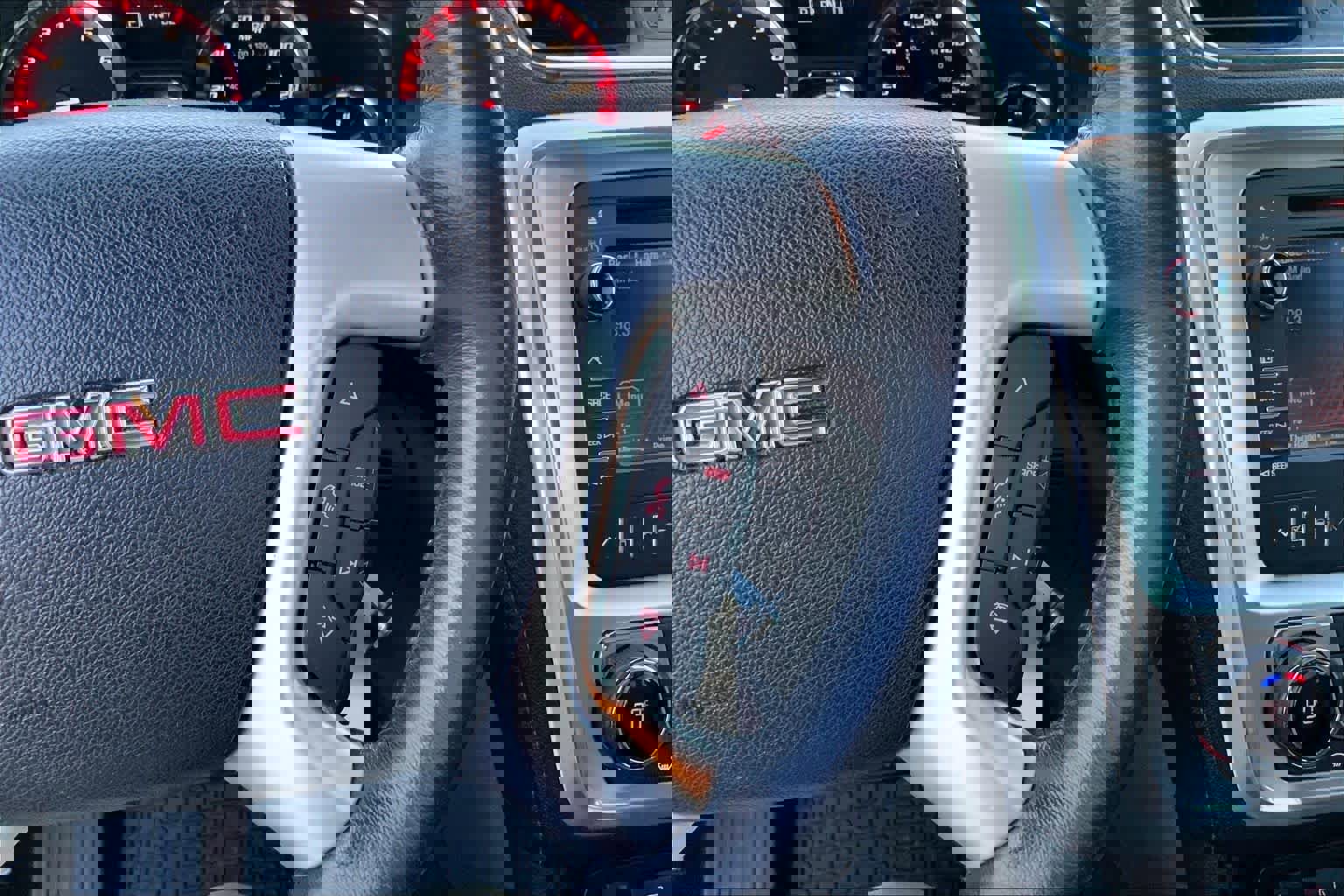 Used 2015 GMC Acadia SLT image 24