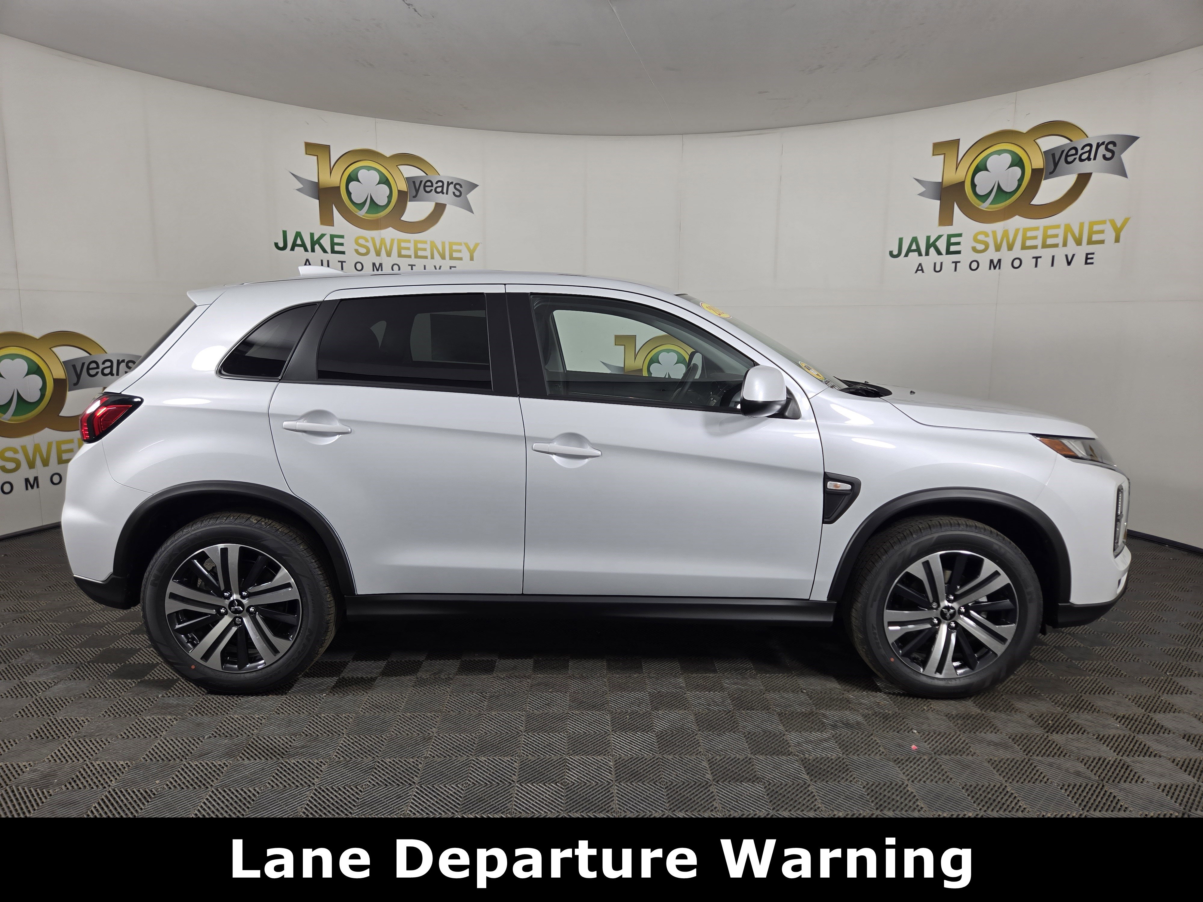 New 2025 Mitsubishi Outlander Sport ES image 8