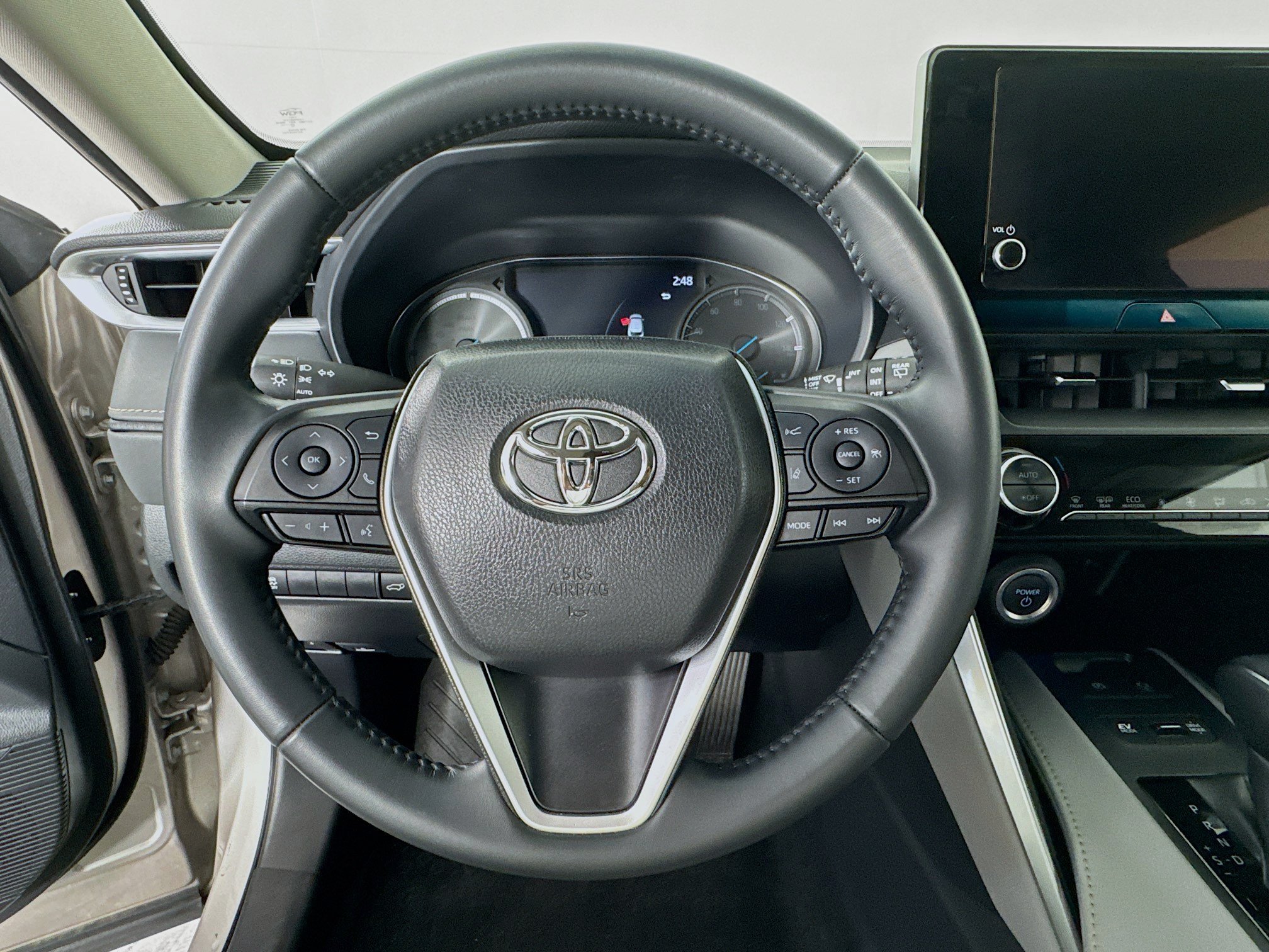 Certified 2024 Toyota Venza LE AWD/4WD image 11