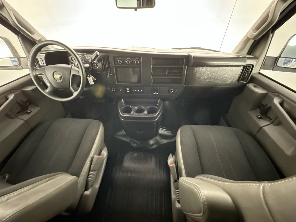 Used 2022 Chevrolet Express 2500 w/ Driver Convenience Package RWD image 10