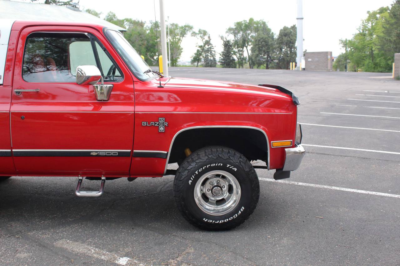 Used 1991 Chevrolet Blazer 4WD image 18