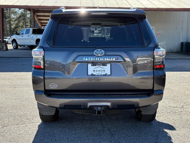 Used 2017 Toyota 4Runner SR5 image 4
