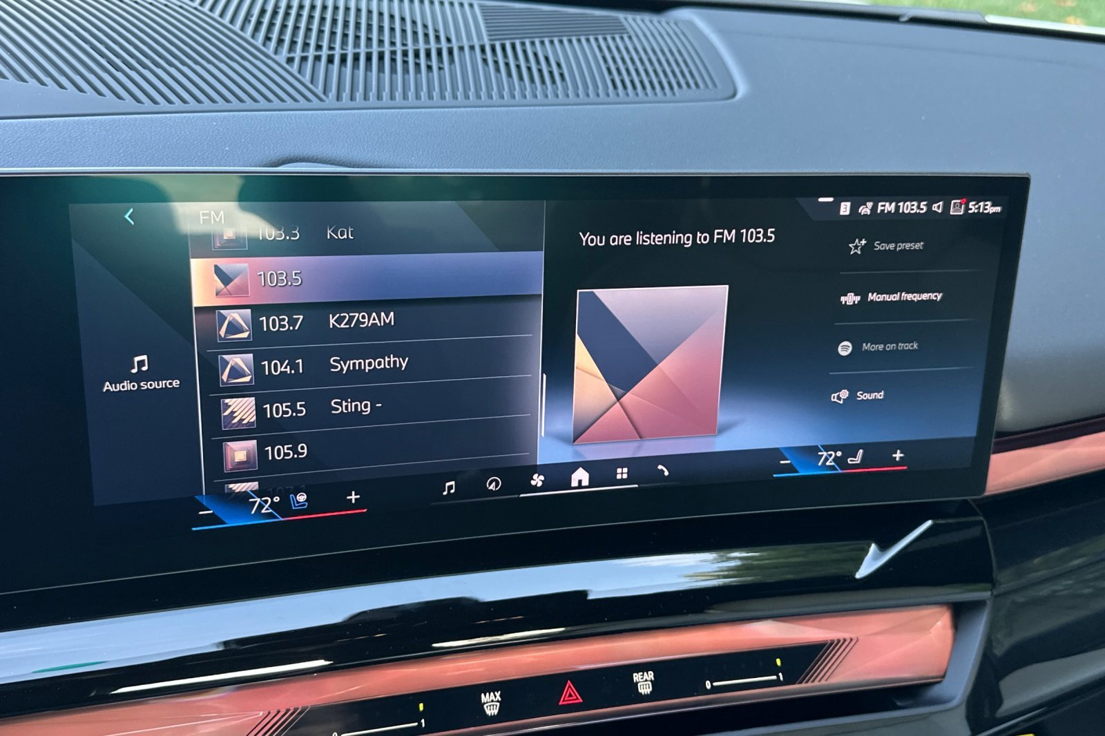 New 2026 BMW i5 eDrive40 image 14