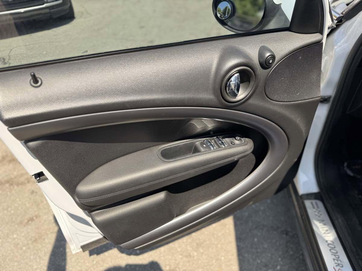 Used 2014 MINI Cooper Countryman S image 11