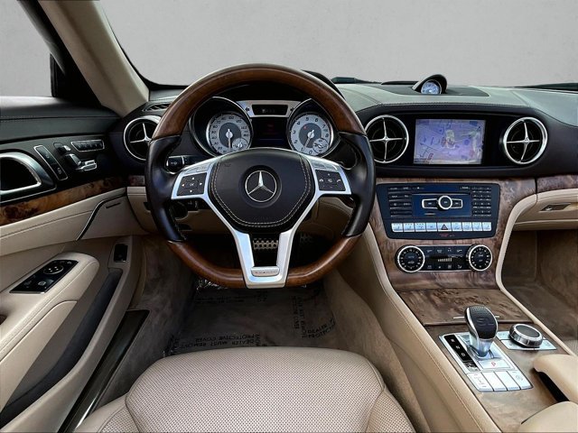 Used 2016 Mercedes-Benz SL 400 image 7