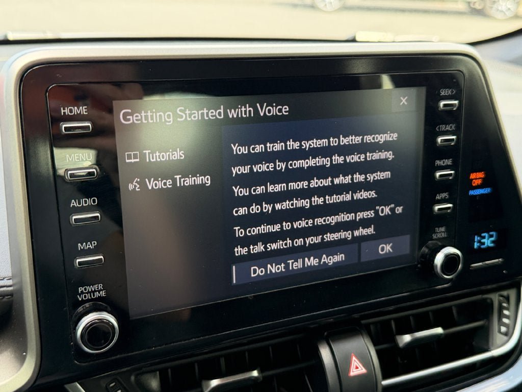 Used 2019 Toyota C-HR XLE FWD image 34