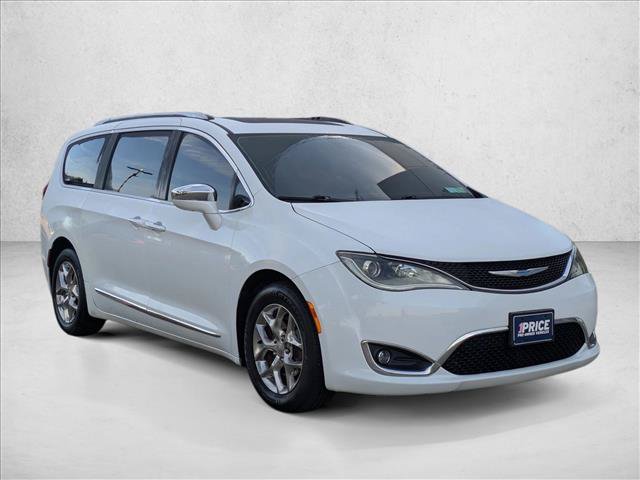 Used 2018 Chrysler Pacifica Limited FWD image 3