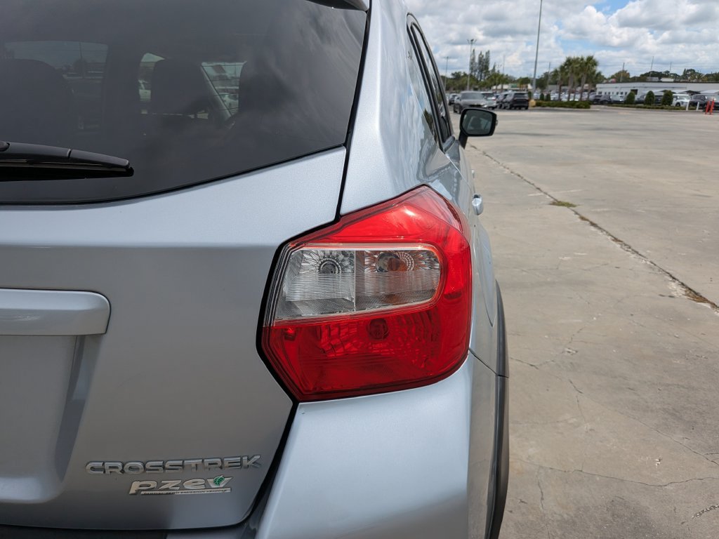 Used 2017 Subaru Crosstrek 2.0i Limited AWD/4WD image 11