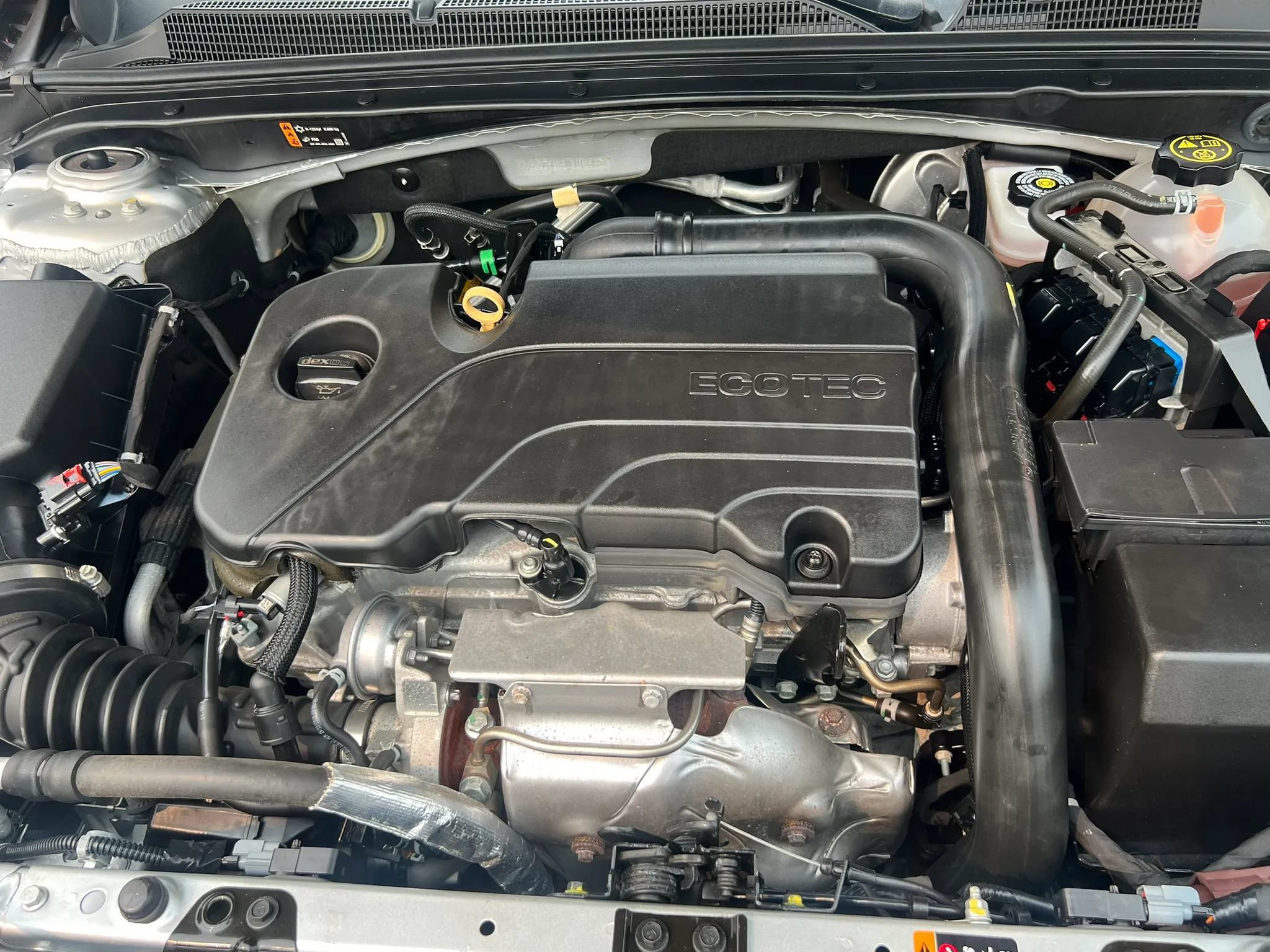 Used 2021 Chevrolet Malibu LT FWD image 33