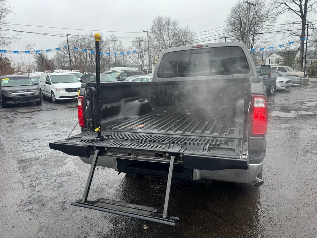 Used 2011 Ford F350 XLT w/ XLT Premium Pkg image 13