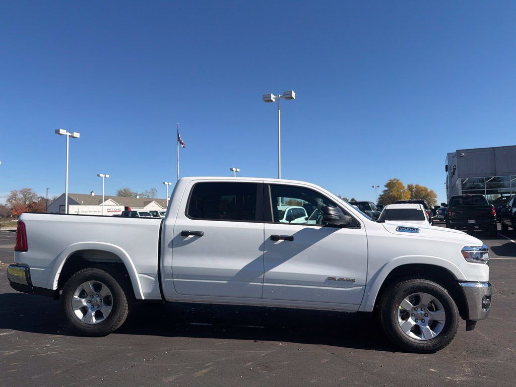 New 2027 RAM 1500 4x4 Crew Cab image 8