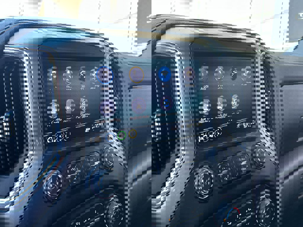 Used 2021 Chevrolet Silverado 1500 LT image 17