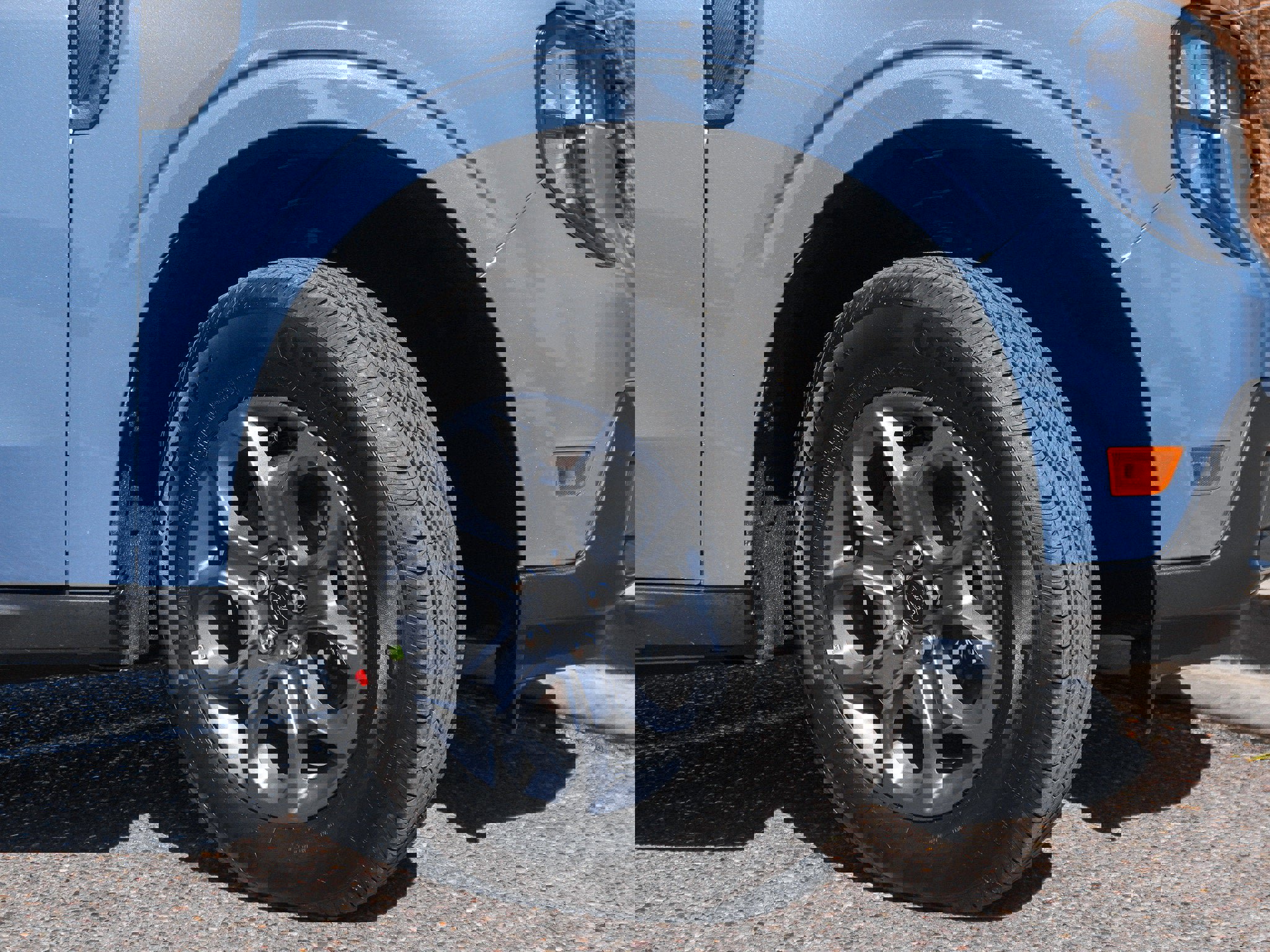 New 2025 Ford Maverick XLT image 13