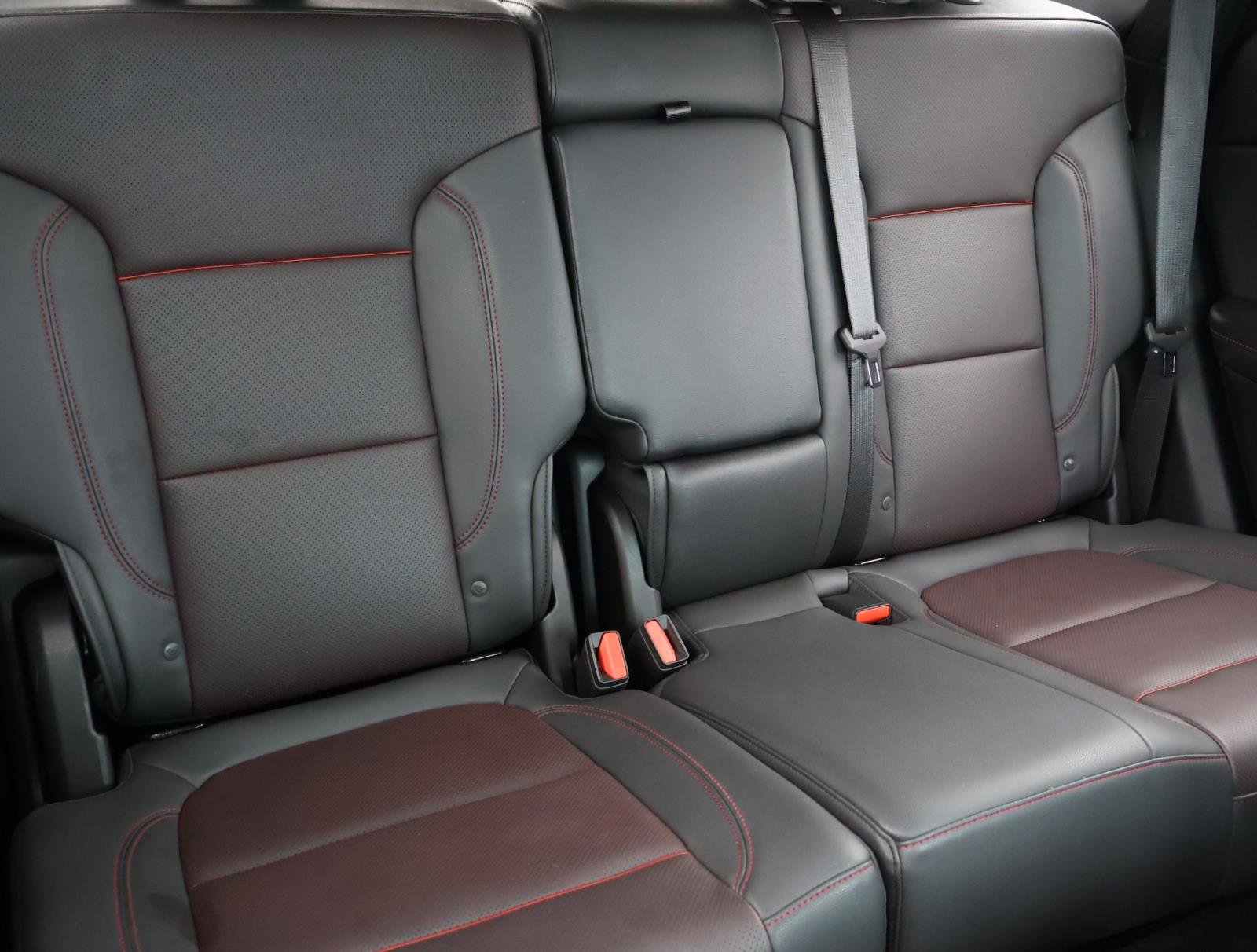 Used 2024 Cadillac Escalade ESV Luxury image 55