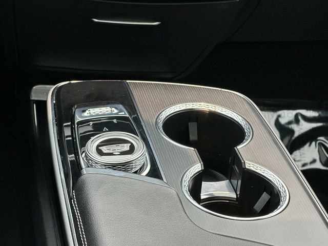 Certified 2024 Cadillac Lyriq Luxury AWD/4WD image 6