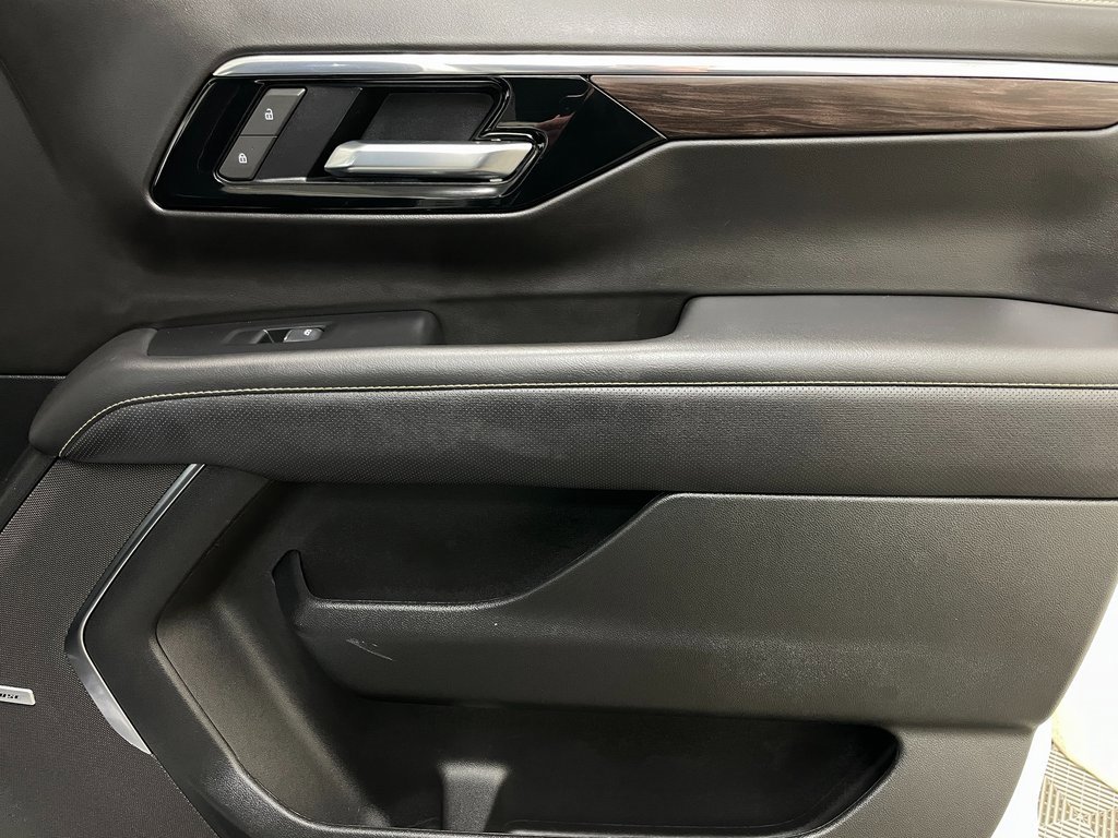 Certified 2025 Chevrolet Tahoe Premier image 46