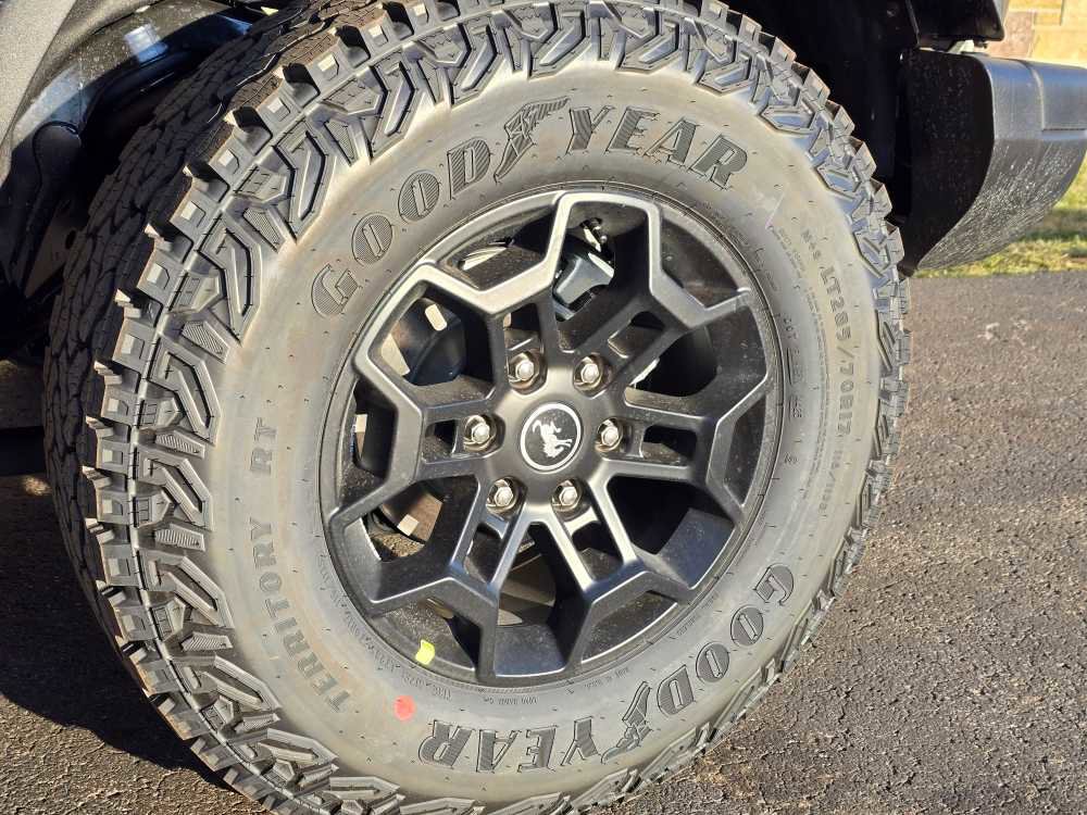 New 2026 Ford Bronco Badlands image 17