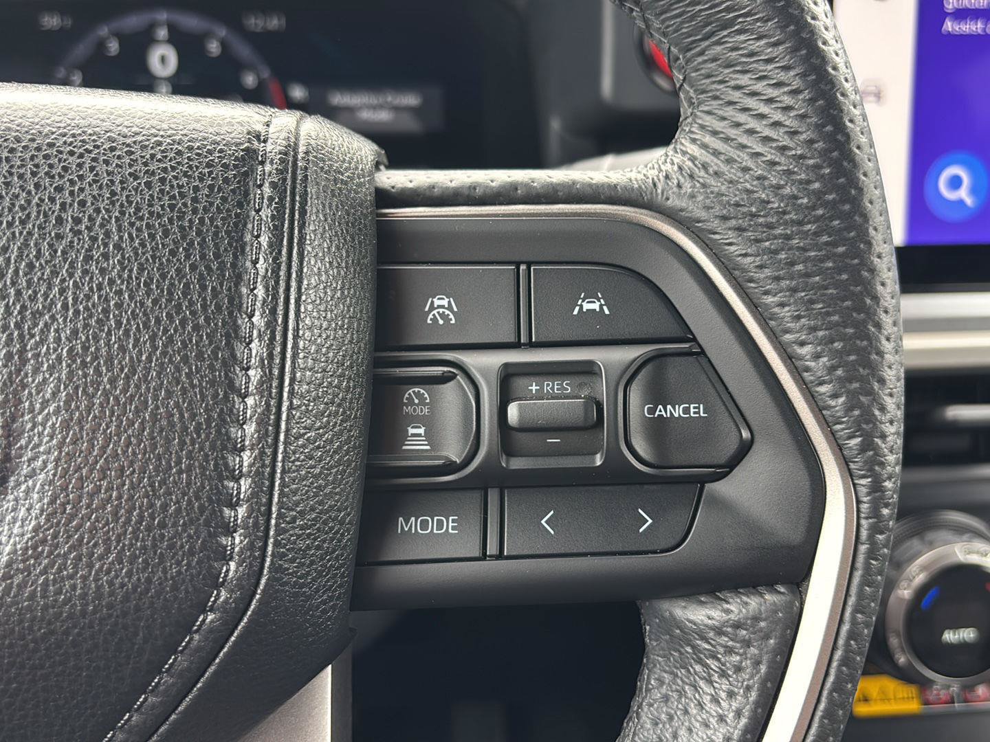 Used 2024 Toyota Tacoma TRD Off-Road w/ TRD Off Road Premium Package AWD/4WD image 29