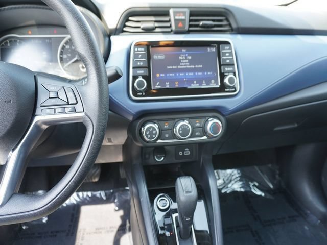 Used 2025 Nissan Versa SV FWD image 13