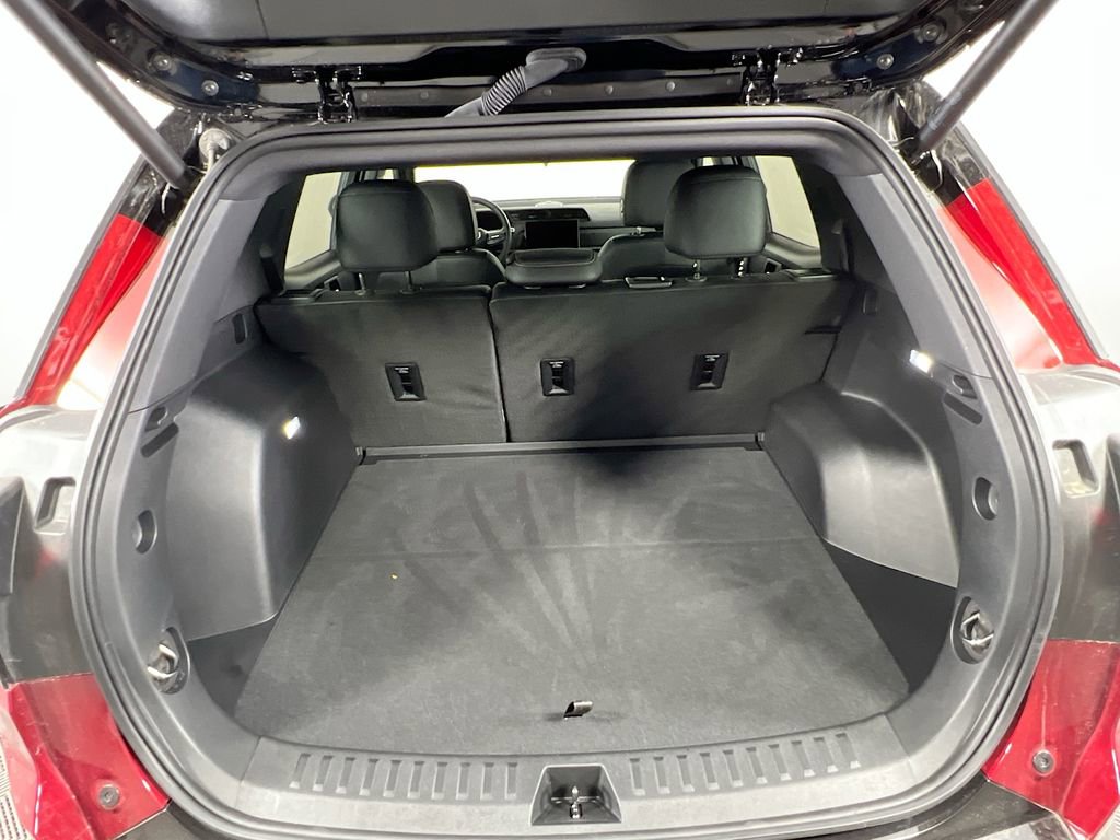 New 2026 GMC Terrain AT4 w/ Convenience Package III image 24