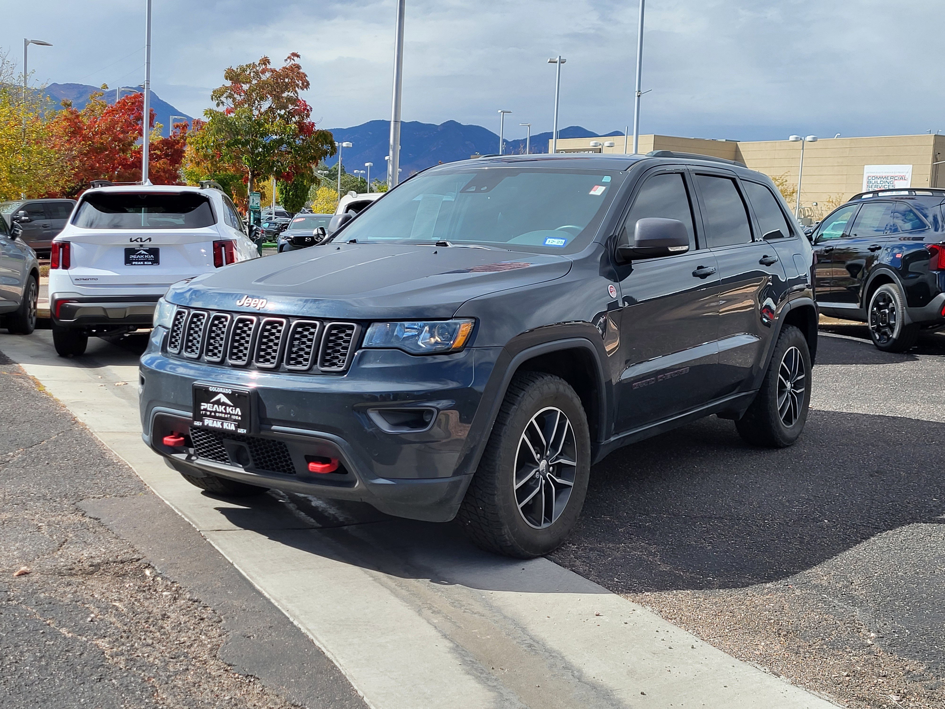 Used 2018 Jeep Grand Cherokee Trailhawk image 5