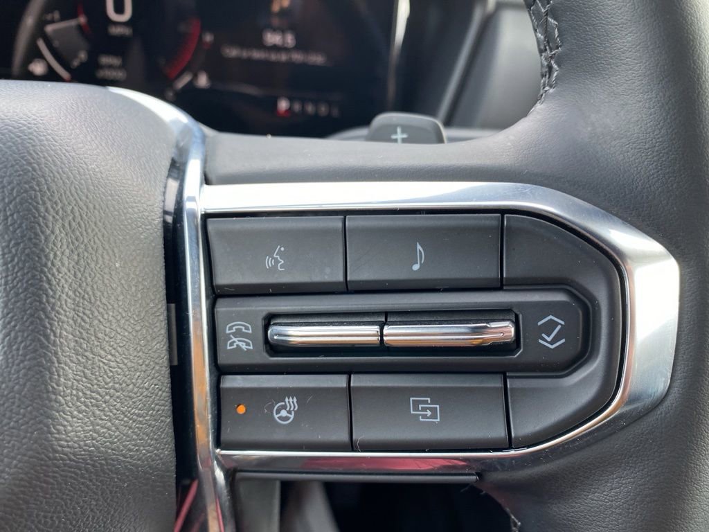 Used 2025 GMC Terrain Elevation w/ Technology Package II image 15