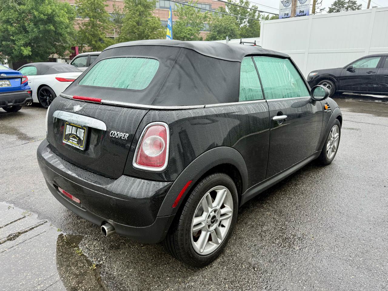 Used 2011 MINI Cooper Convertible FWD image 5