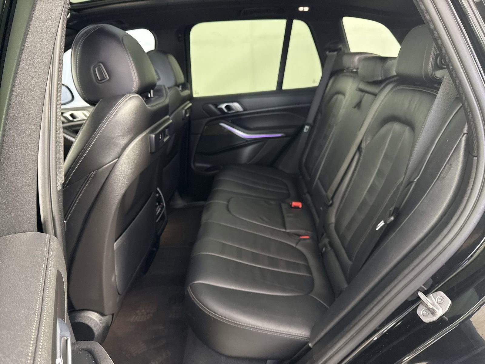 Used 2022 BMW X5 xDrive40i w/ Premium Package image 23