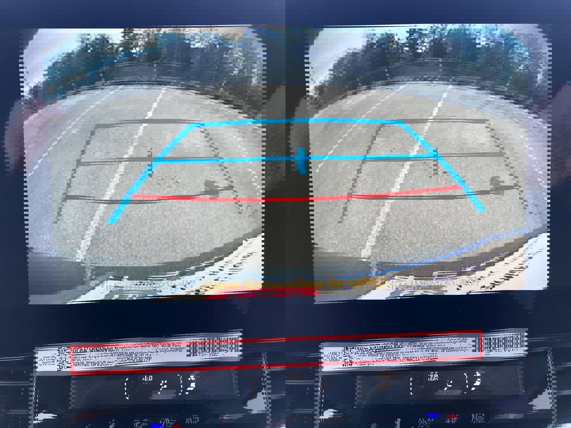 Certified 2025 Toyota Sienna XLE image 25