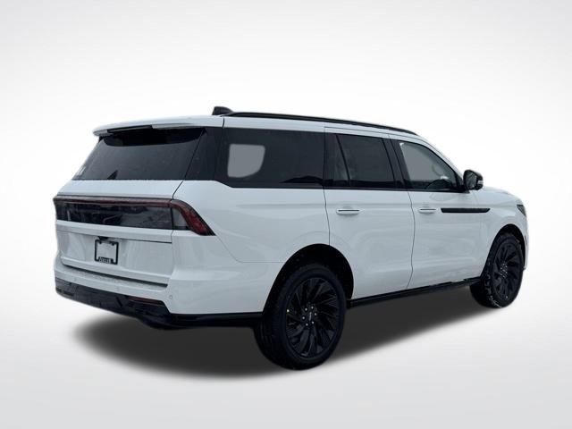 New 2026 Lincoln Navigator Reserve w/ Jet Appearance Package image 5