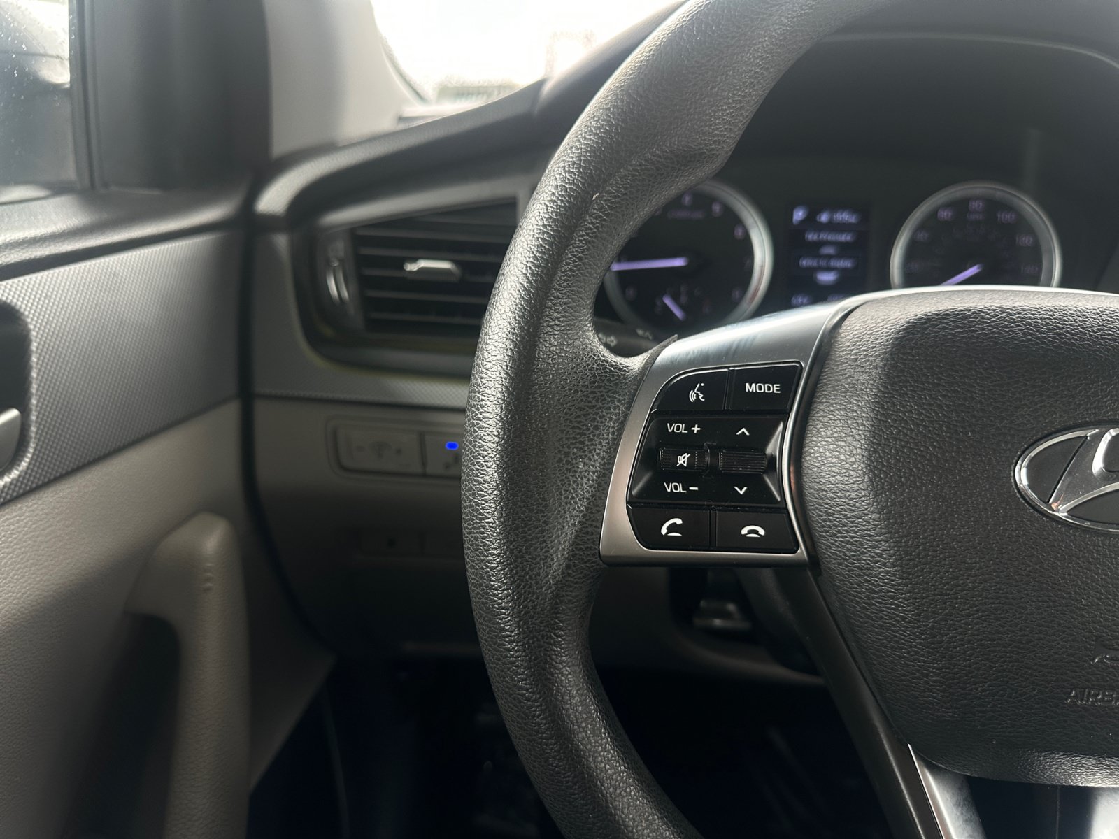 Used 2019 Hyundai Sonata SE FWD image 16