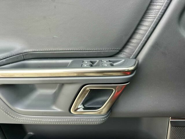 Used 2023 Rivian R1S Adventure Dual AWD/4WD image 11