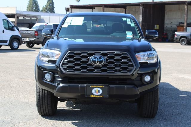 Used 2021 Toyota Tacoma TRD Off-Road w/ Technology Package image 2