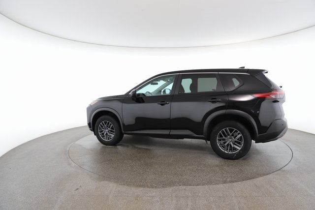 Used 2023 Nissan Rogue S image 8