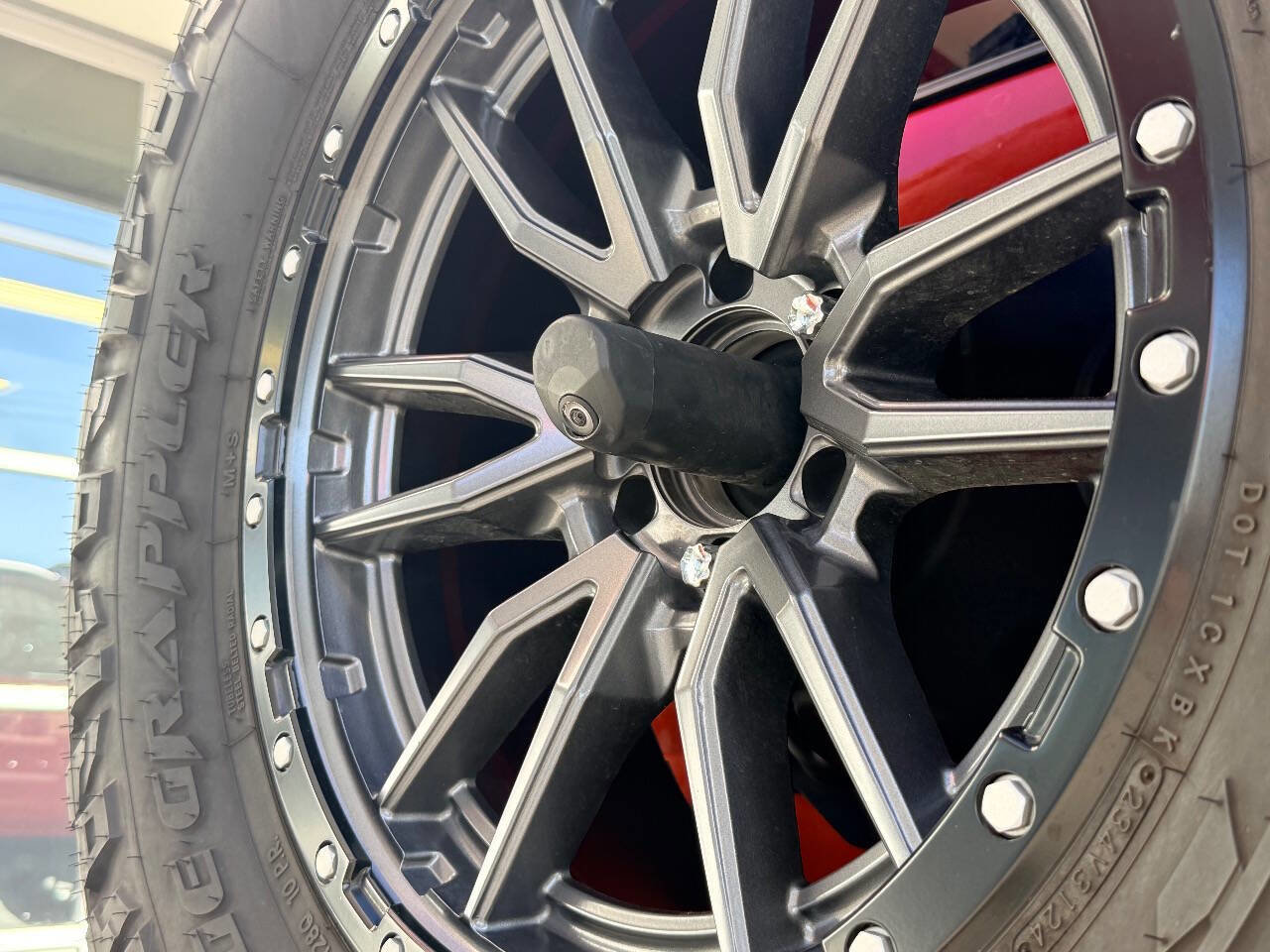 Used 2022 Ford Bronco Raptor image 9